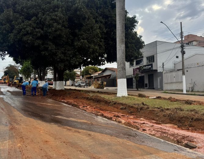 Prefeito Gustavo Brasileiro acompanha início das obras de mobilidade urbana na Av. Jacinto Barbosa