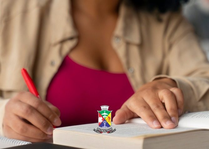 Governo Municipal regulamenta licença especial para formação de servidores da educação