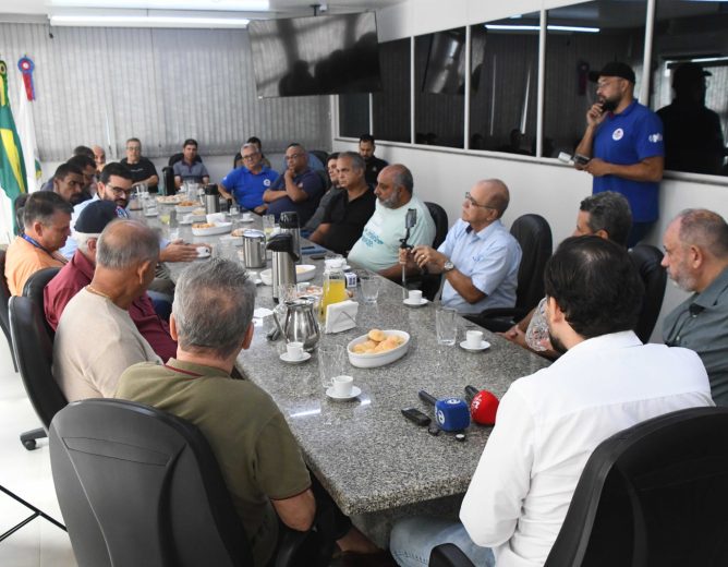 Coletiva apresenta comissão técnica e anuncia início da categoria de base do CAP